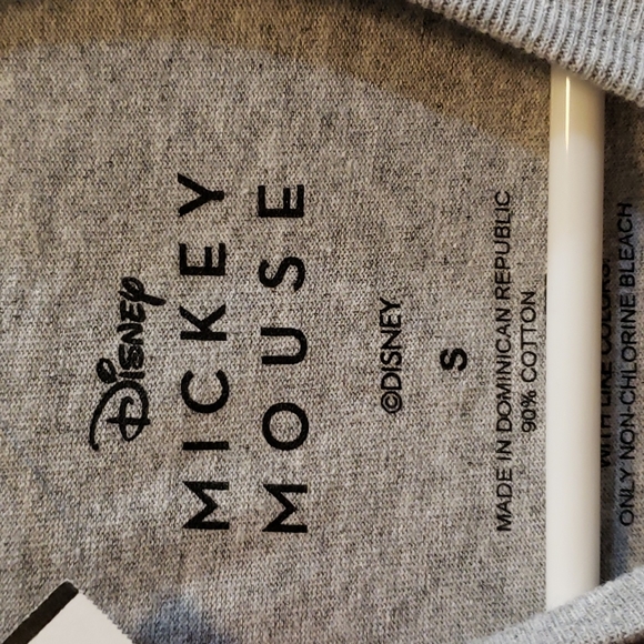 Santa Mickey Shirt - Picture 3 of 3